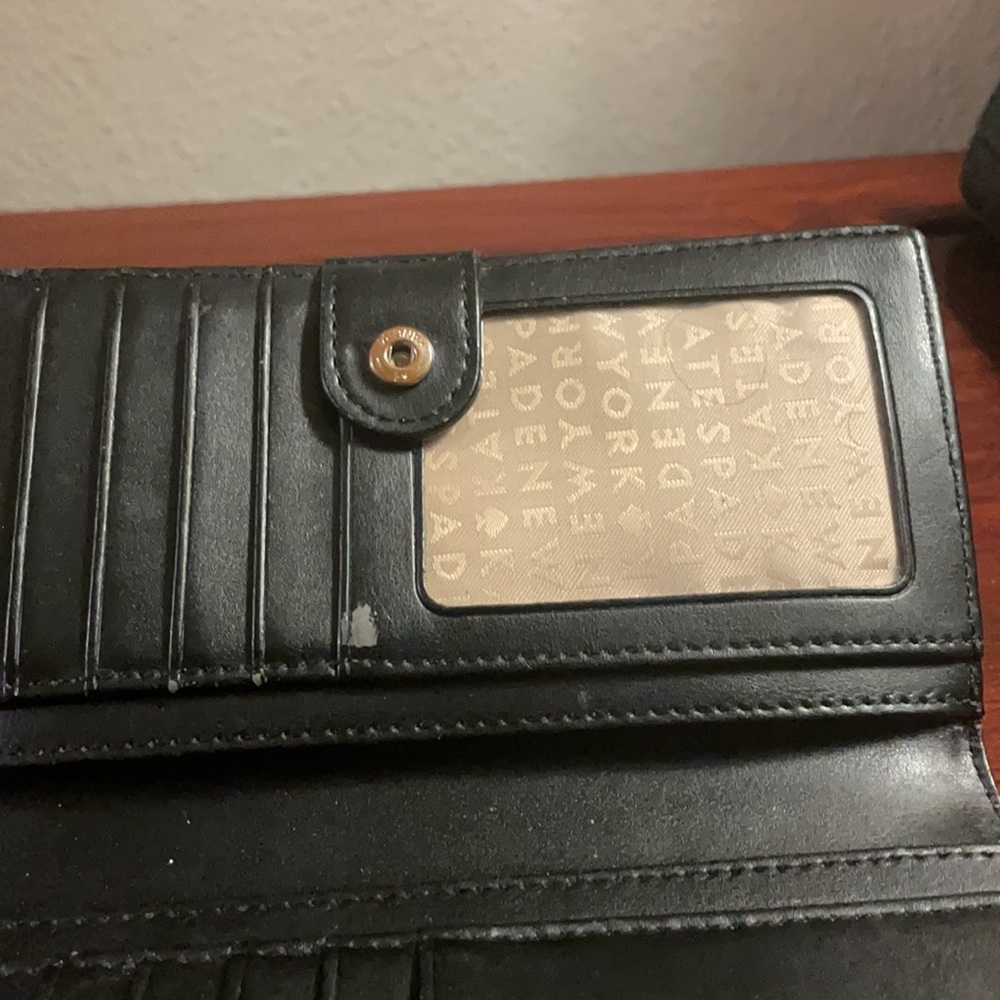 Kate Spade gold wallet - Picture 6 of 9